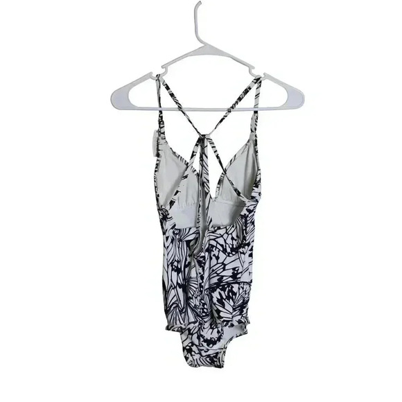 Adore Me Swim Suit One Piece Black/White Butterfly Print Cut Outs Small NWT - Picture 4 of 5